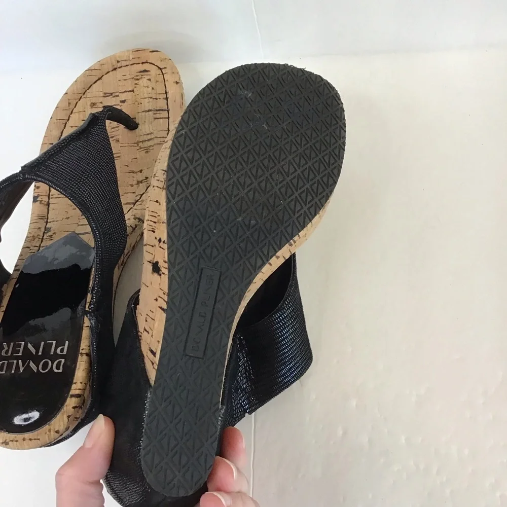DONALD PLINER Women's Black Leather Cork GIL Wedge Flip Flops Sandals 8